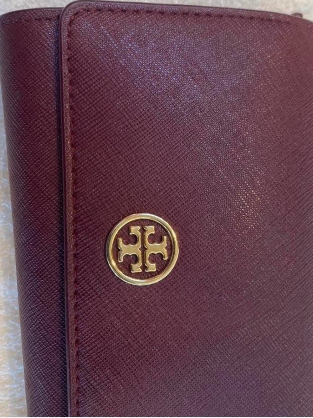 Tory Burch Wine Saffiano Leather Wallet with Gold Logo like new